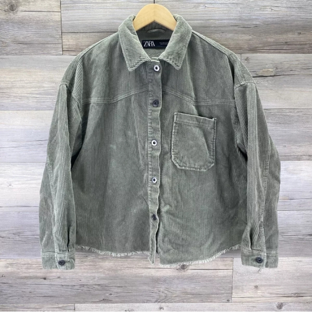 ZARA Green Corduroy Raw Hem Oversized Shacket Shirt Jacket Women’s Size Small